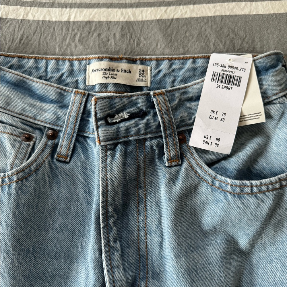 Abercrombie & Fitch Light Blue High Rise Jeans - Picture 2 of 2